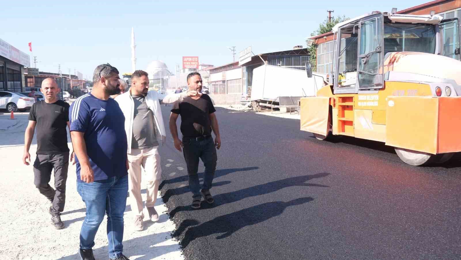 Sorgun Sanayi Sitesi’nde asfalt ve çevre düzenleme çalışmaları sürüyor