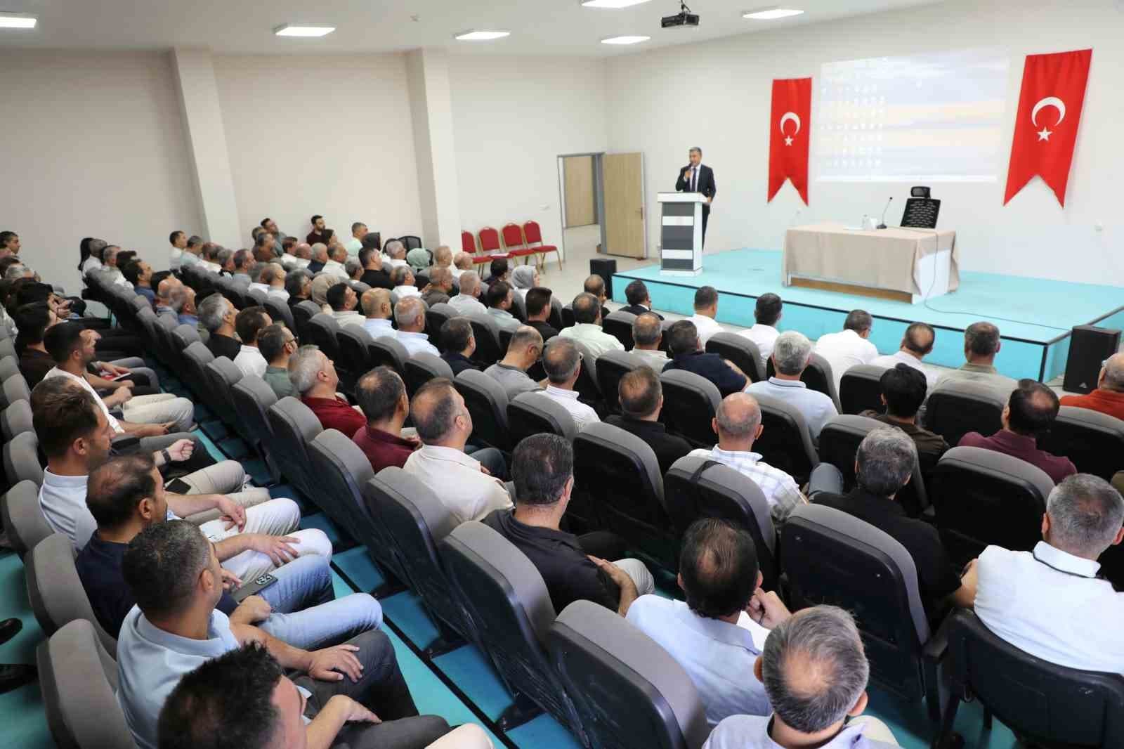 Ağrı’da okul kayıtlarında velilerden herhangi bir ad altında talepte bulunulmayacak