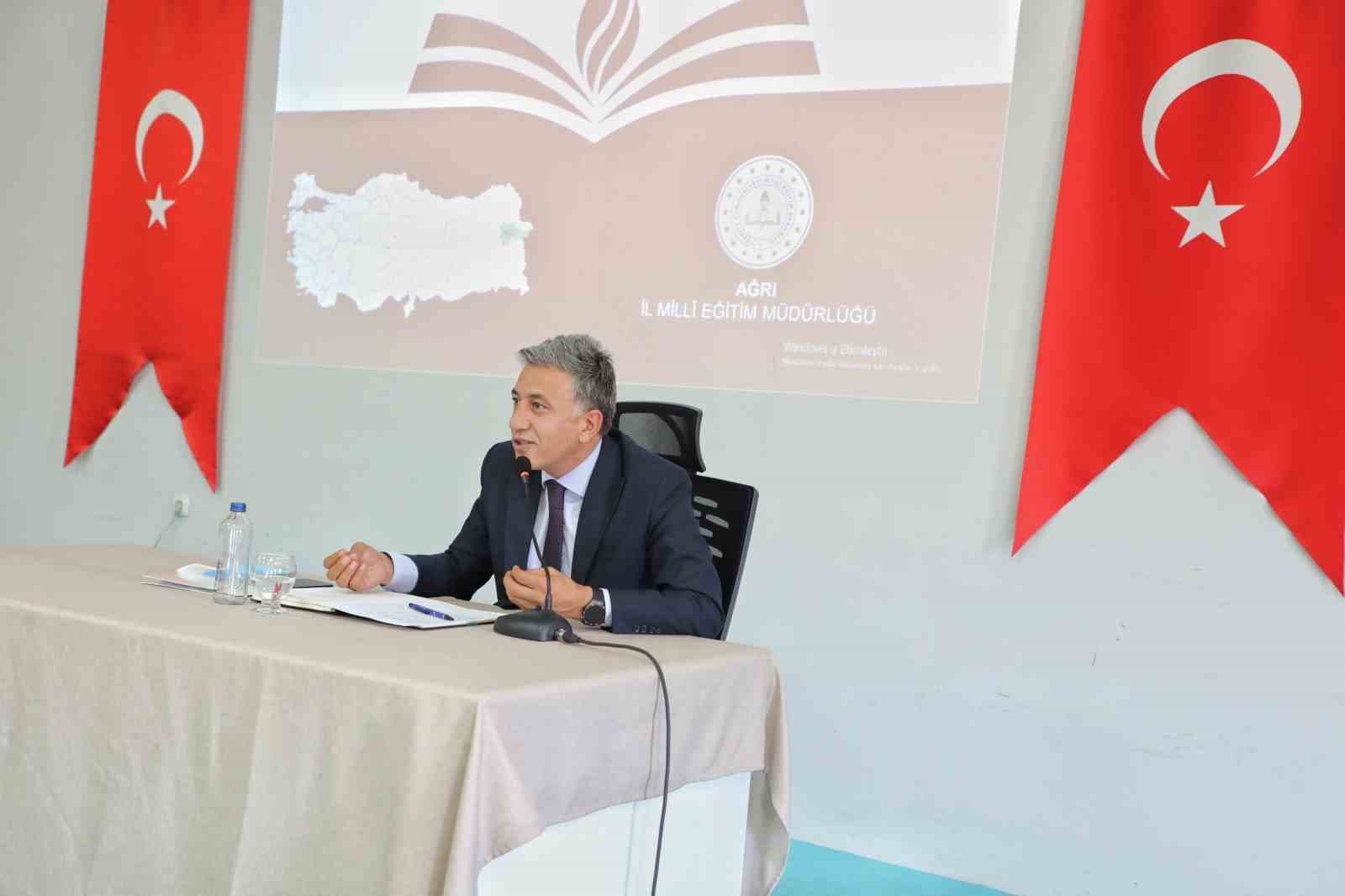 Ağrı’da okul kayıtlarında velilerden herhangi bir ad altında talepte bulunulmayacak