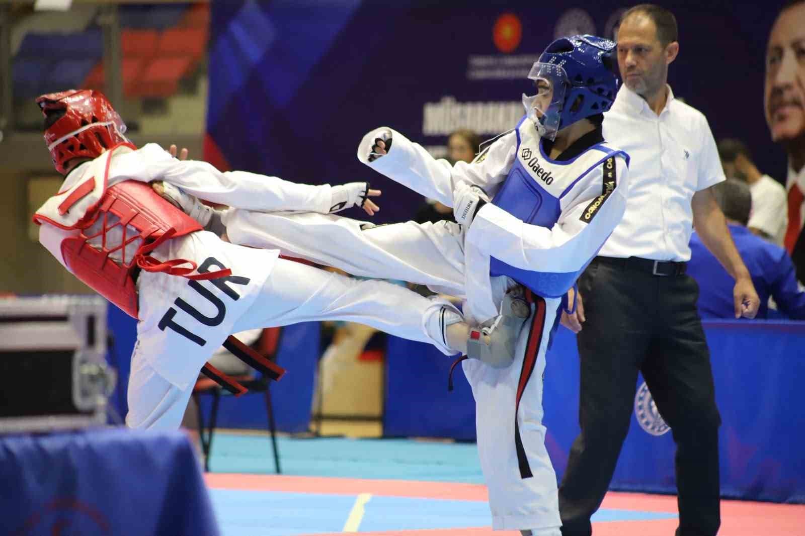 Anadolu Yıldızlar Ligi Taekwondo Türkiye Şampiyonası Karabük’te başladı