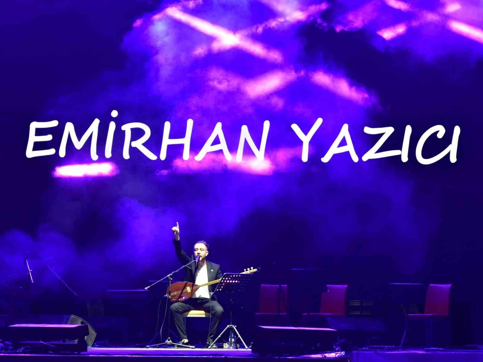 Tosya’da müzik dolu gece: Festival coşkusunu yaşadı