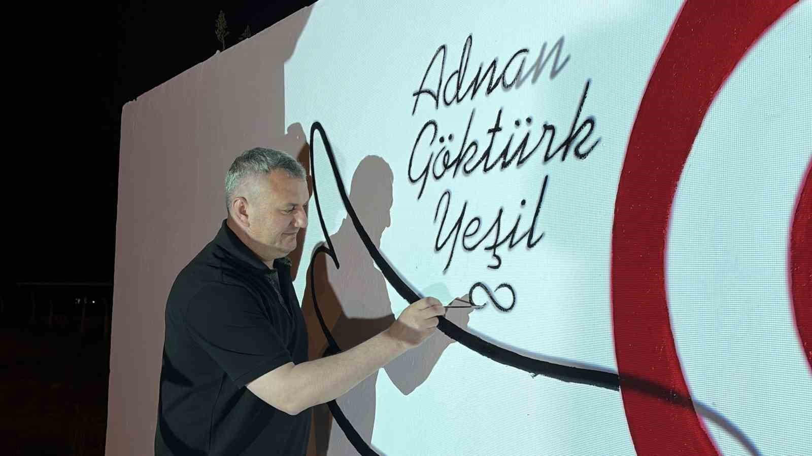 Okul saldırısında hayatını kaybeden Adnan’ın portresi memleketinde duvara çizildi