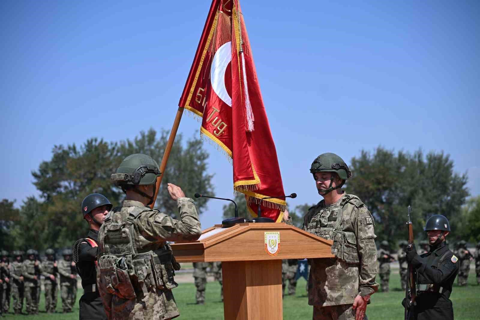 Iğdır 5. Hudut Tugay Komutanlığında görev değişimi