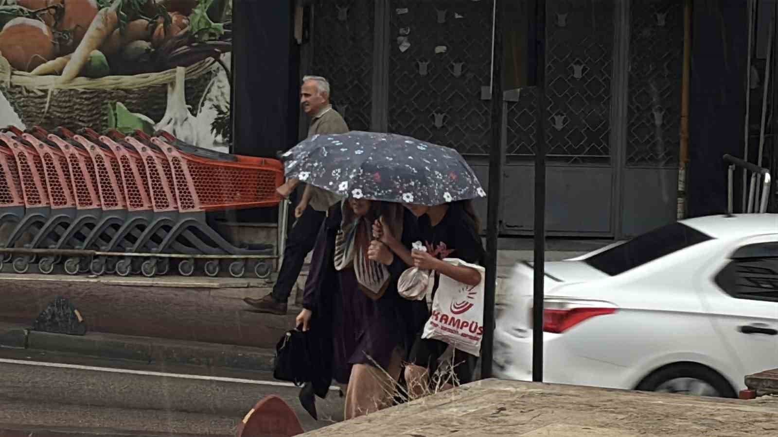 Bolu’da sıcaklık 15 derece birden düştü: Dün 30, bugün 15 derece
