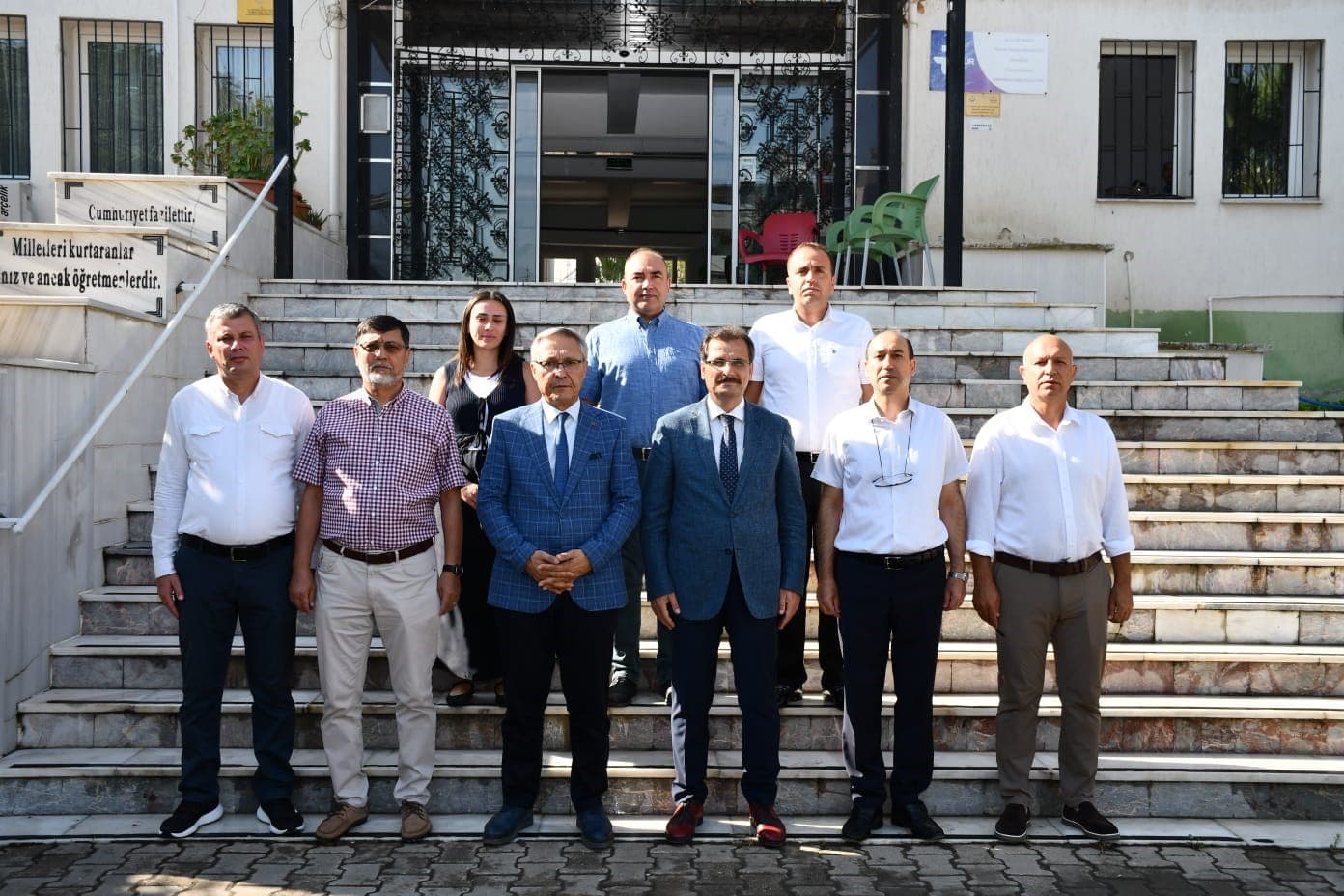 Salihli’de yeni eğitim yılı öncesi okullarda hazırlıklar tamamlanıyor