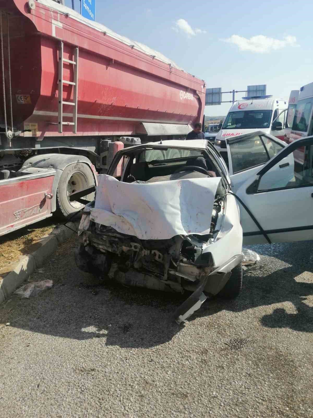 Trafik kazasında hayatını kaybeden imam, son yolculuğuna uğurlandı