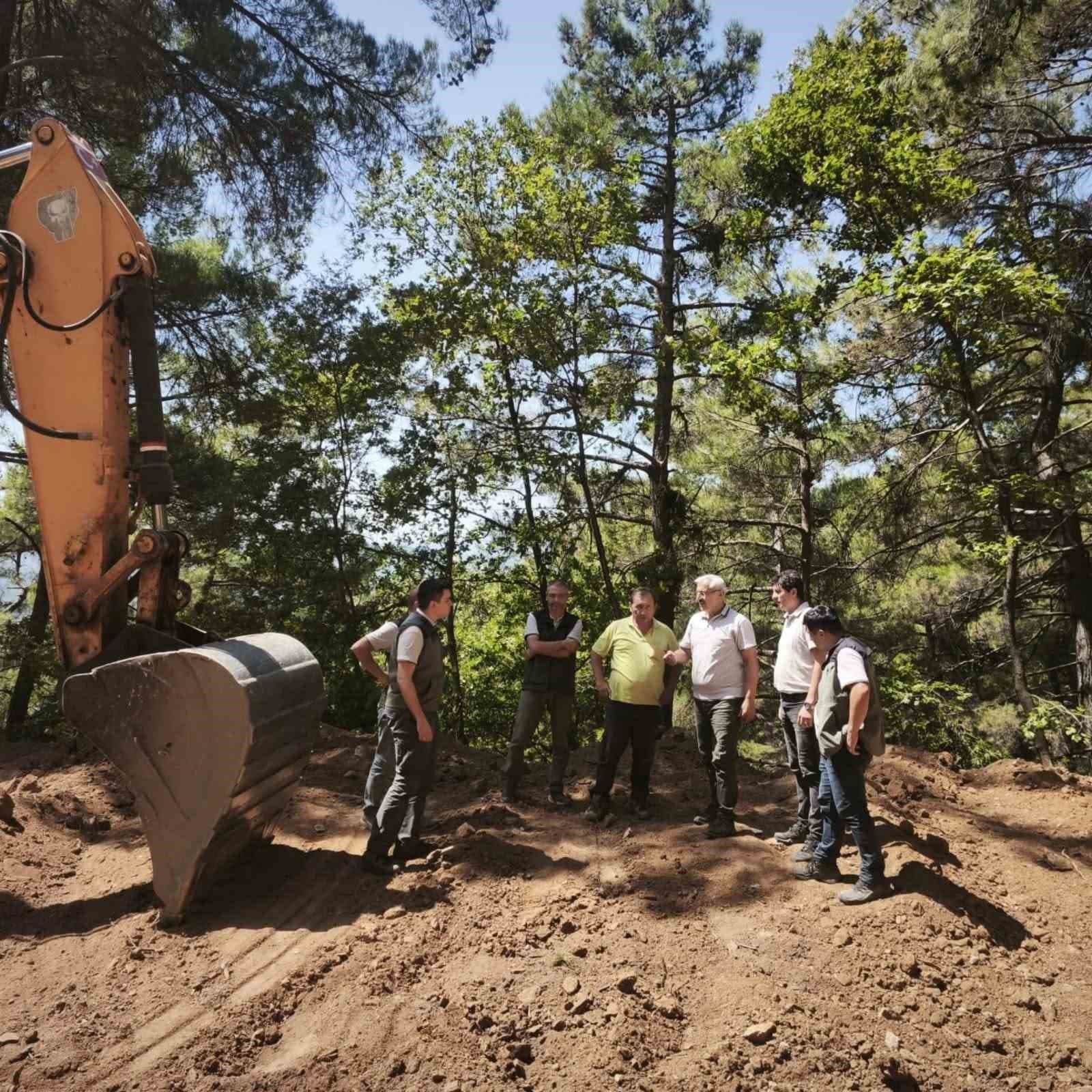 Soma ormanlarında yangın riskine karşı yoğun çalışma