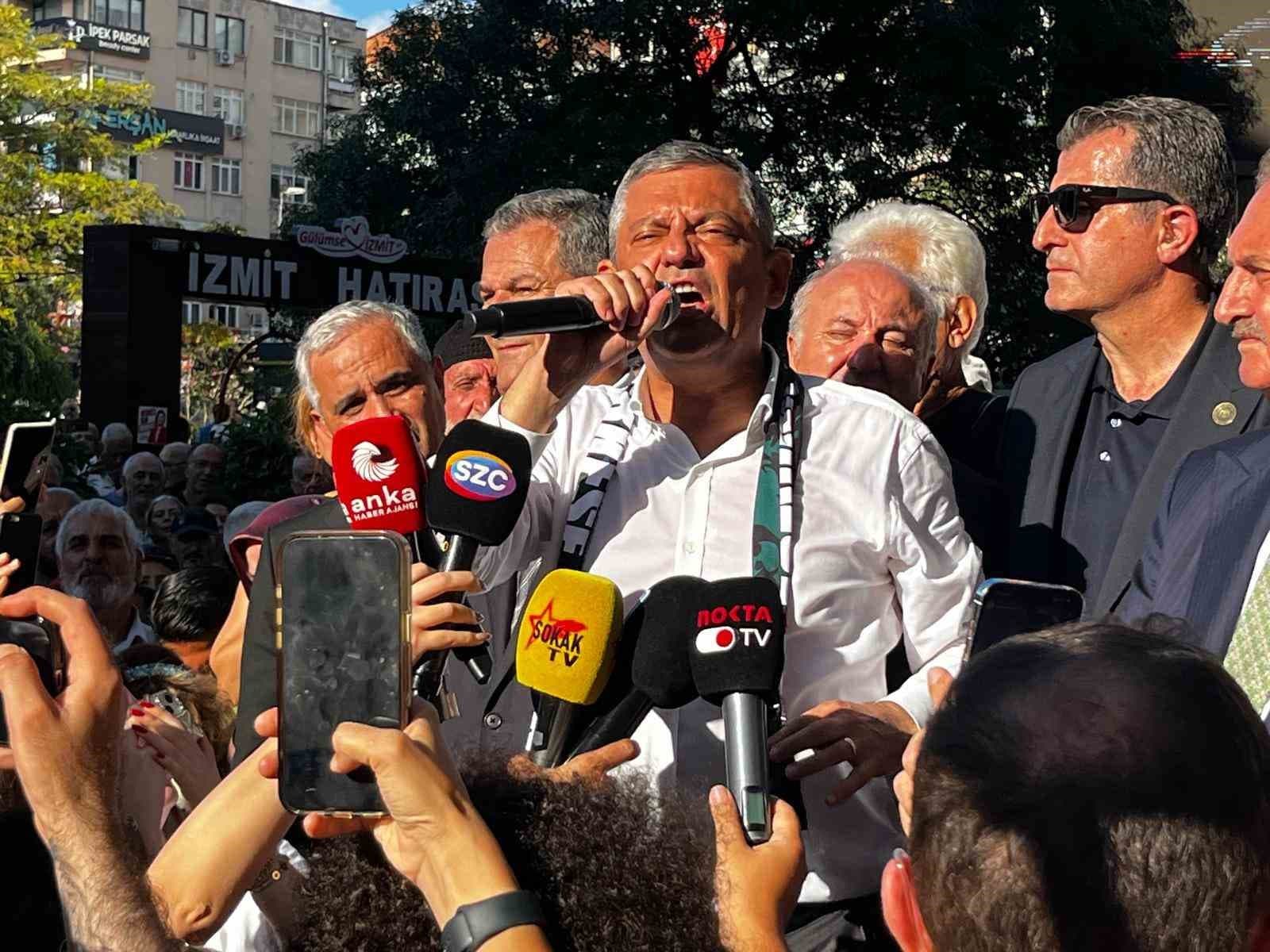 Özgür Özel: "Yeni Parti ev kadınlarının emeklilik umududur"