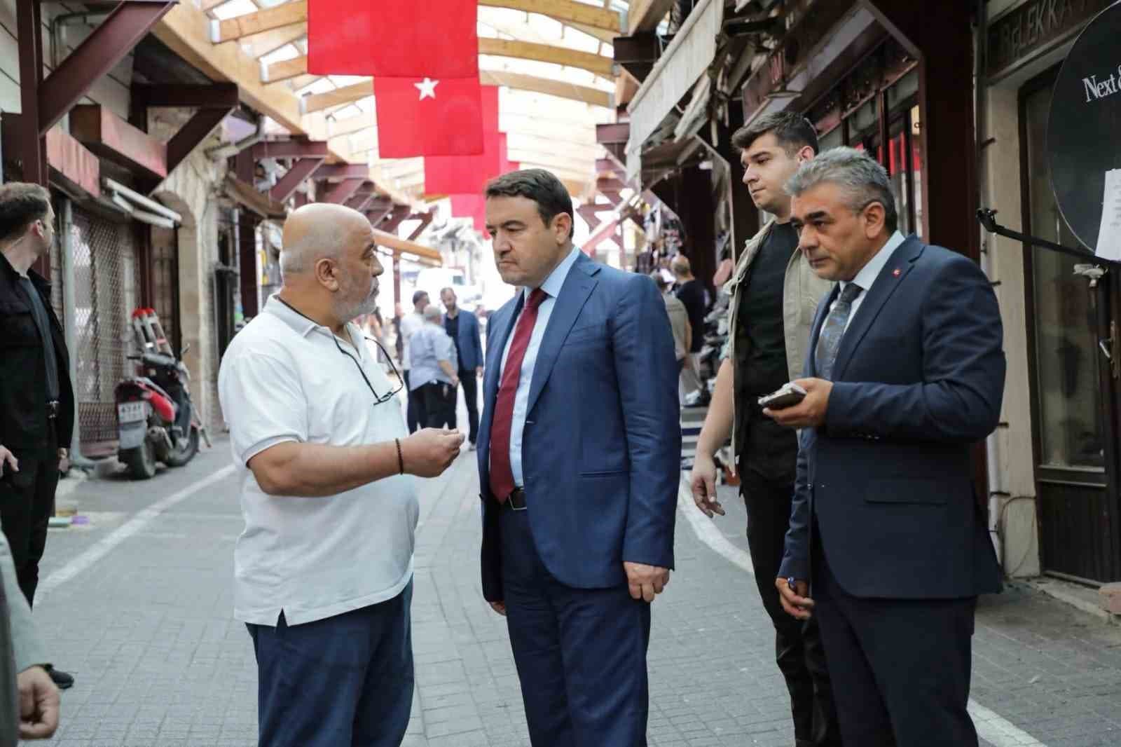 Kütahya Saman Pazarı’nda Sokak Sağlıklaştırma Projesi için inceleme