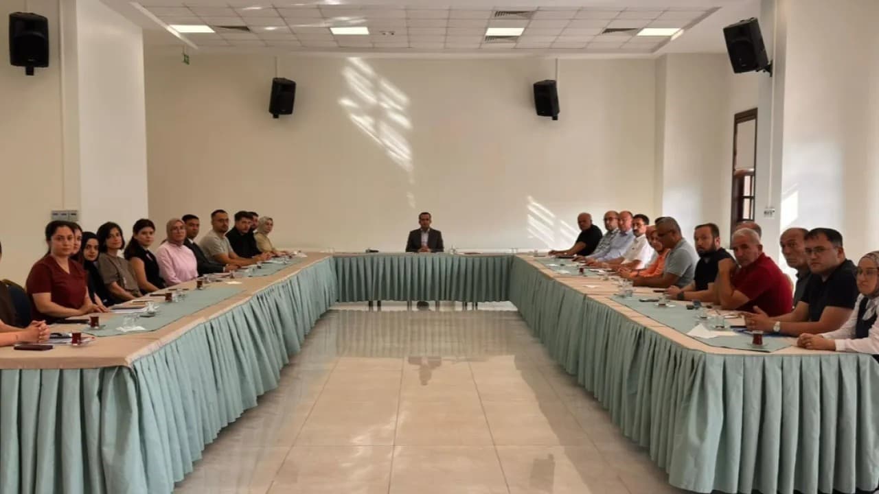 Sinop’ta yetim ve öksüz öğrencilere örnek eğitim desteği