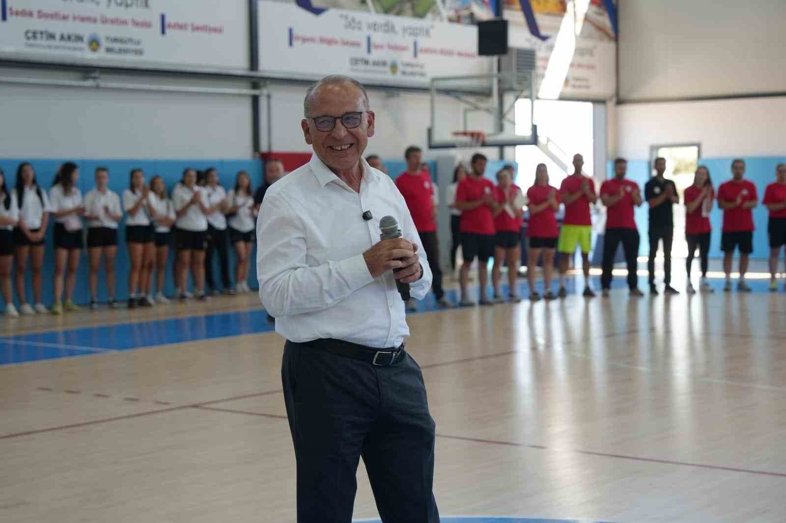 Turgutlu’da 2 bin çocuk yazı spor ve sanatla geçirdi