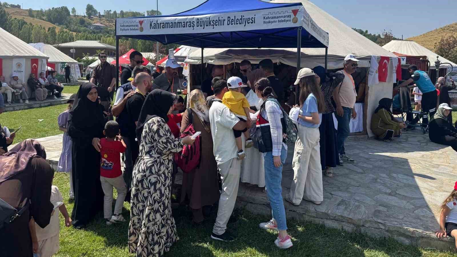 Kahramanmaraş’ın kültürel zenginlikleri Ahlat’ta dünyaya tanıtıldı